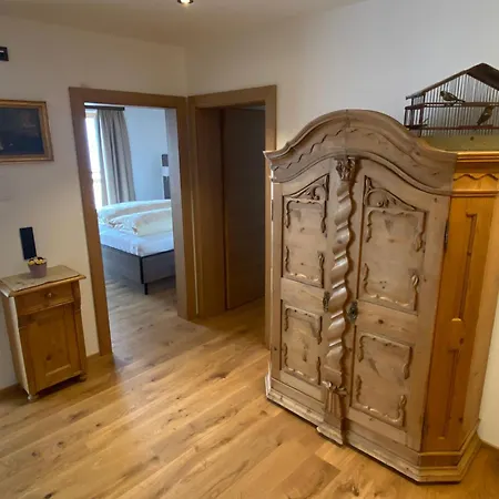 Bennis Dahuam Apartmán *