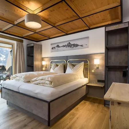 Bennis Dahuam Muhlen (Tyrol)