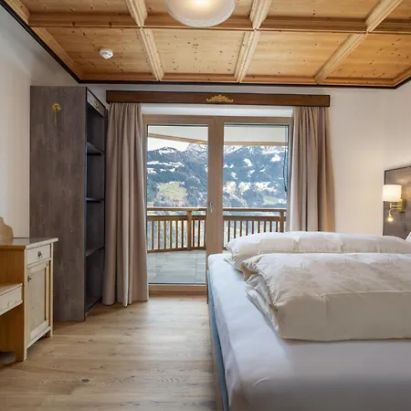 Bennis Dahuam * Muhlen (Tyrol)