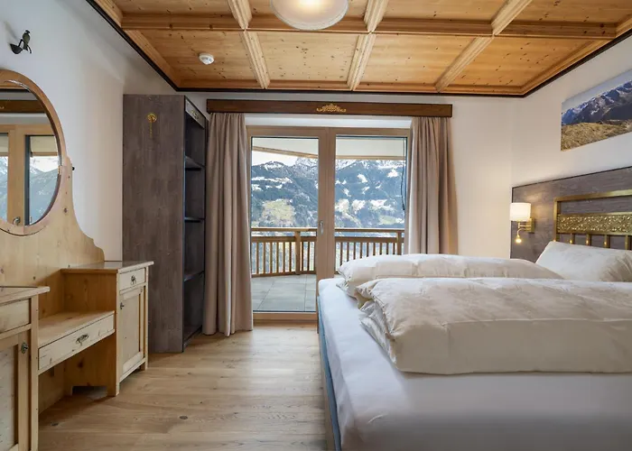 Bennis Dahuam * Muhlen (Tyrol)