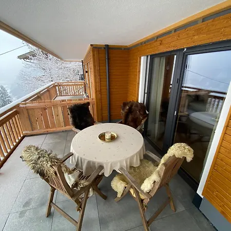 Bennis Dahuam * Muhlen (Tyrol)